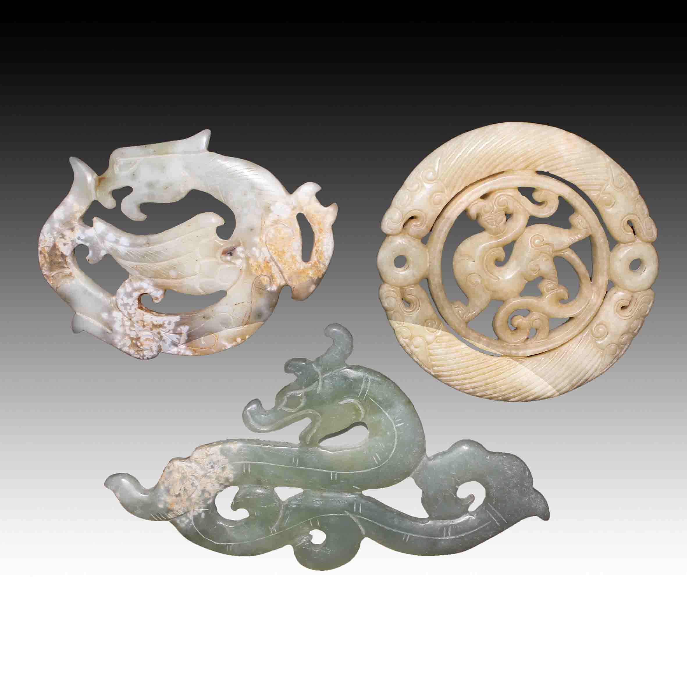 店内の商品は在庫 中国 玉石彫刻 神獣 玉器 玉壁 玉飾 玉珮 M R5509